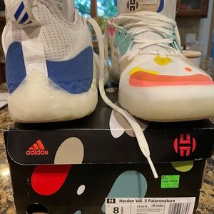 Harden Vol 5. Basketball shoes